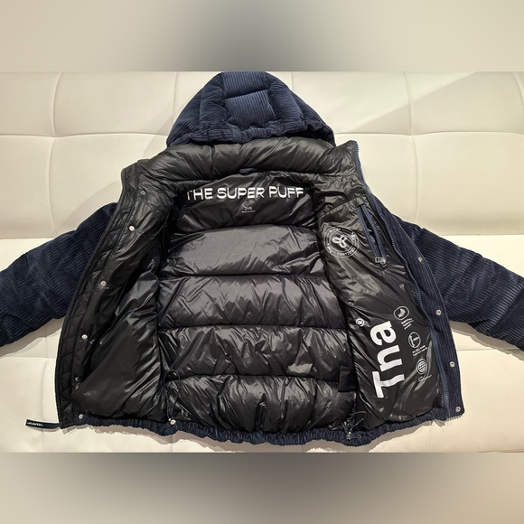 Aritzia Super Puff - Picture 4 of 6